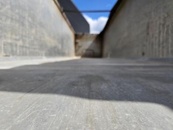 TATA23 / ALU TIPPER 58 m3 / STEERING AXLE